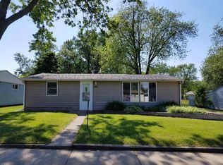 7430 Cadet Rd, Machesney Park, IL 61115