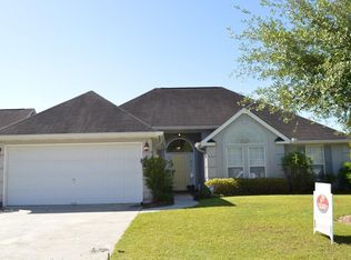 678 Laurel Hill Cir, Richmond Hill, GA 31324
