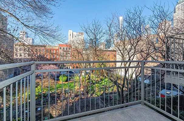 Rented by REAL New York | media 8