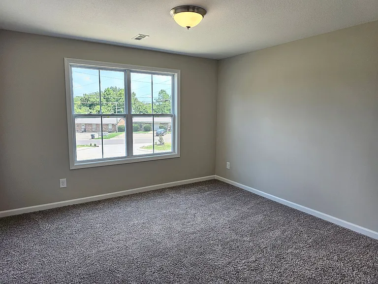 134 Walnut St #A — Photo 3