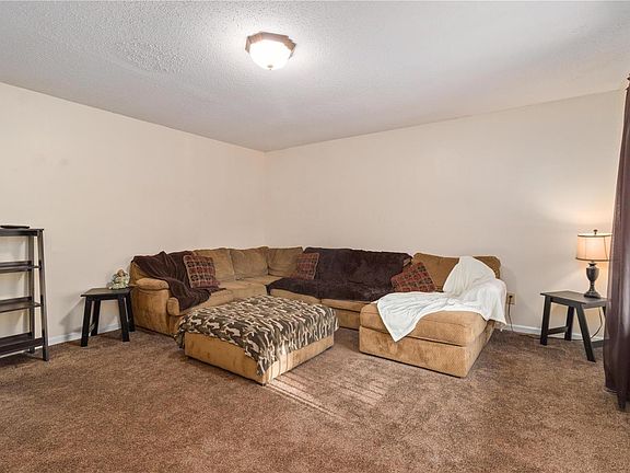 4th image of 12656 Tremblewood Dr