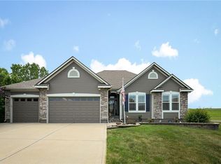 1315 Hearne Cir, Raymore, MO 64083