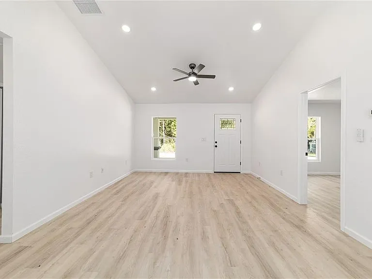 15388 SW 26th Pl — Photo 8