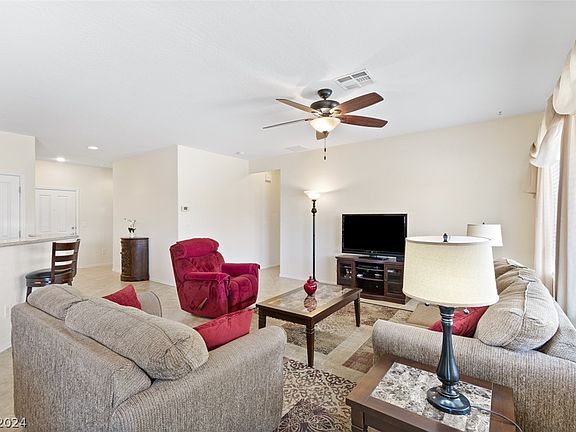 2nd image of 2908 Jaybird Way