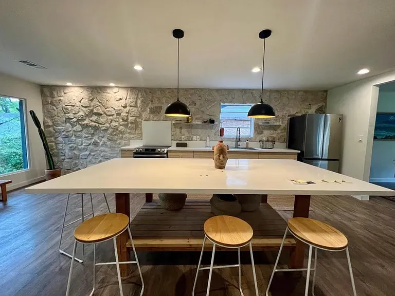 211 Mill Creek Dr — Photo 4