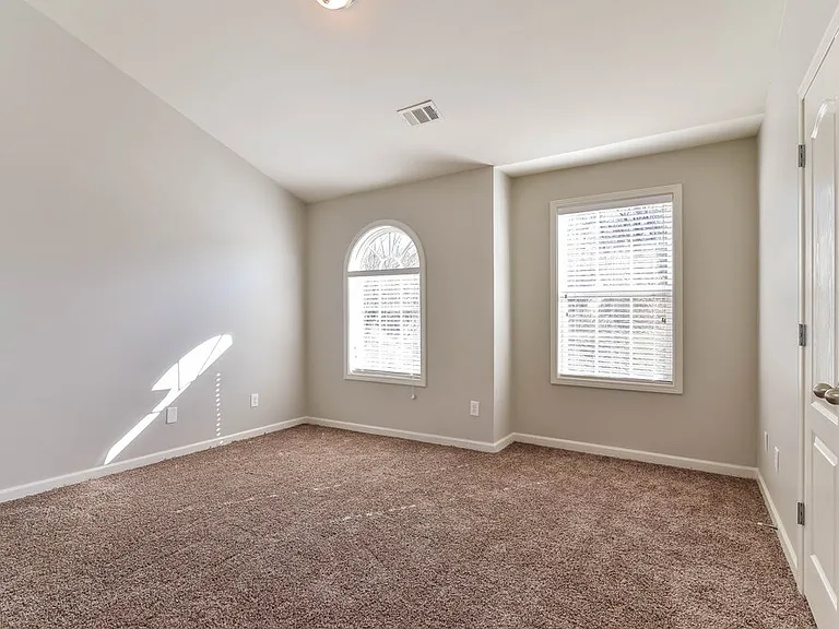 6522 Silk Tree Pointe — Photo 14