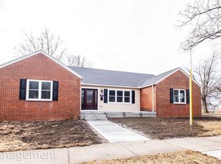 95 Newbury St, Chicopee, MA 01013