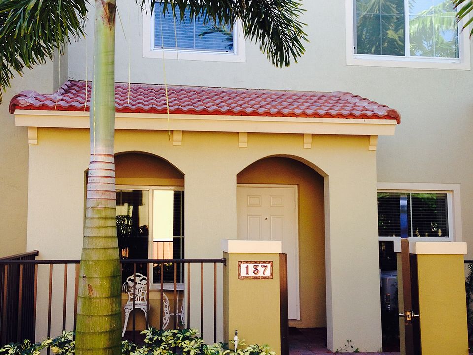 1st image of 137 Lake Monterey Cir