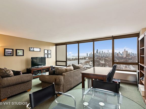 2nd image of 2800 N Lake Shore Dr APT 1508