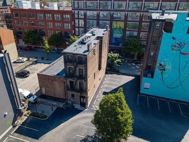 Studio, 500 sqft, $950 — Photo 4