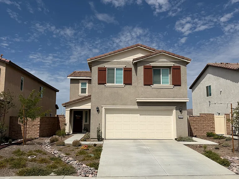 28743 Camaro Dr — Photo 1