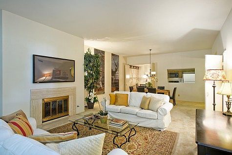 4th image of 1880 Veteran Ave APT 106