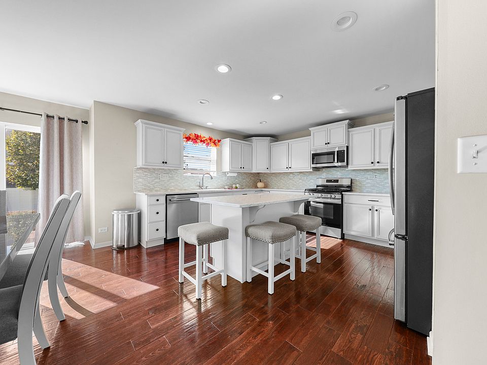 2102 Knightsbridge Ln, New Lenox, IL 60451 | Zillow