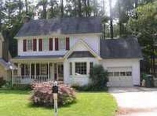 105 Grey Fox Ct, Cary, NC 27511