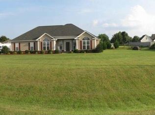 592 Simmons Rd, Warner Robins, GA 31093