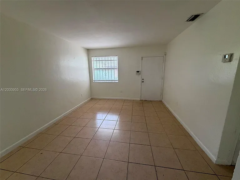 1475 NW 51st Ter #1475 — Photo 4