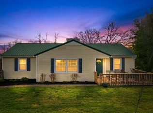 1036 N Henry St, Morristown, TN 37814