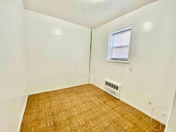 4th image of 358 Sackett St #1FF