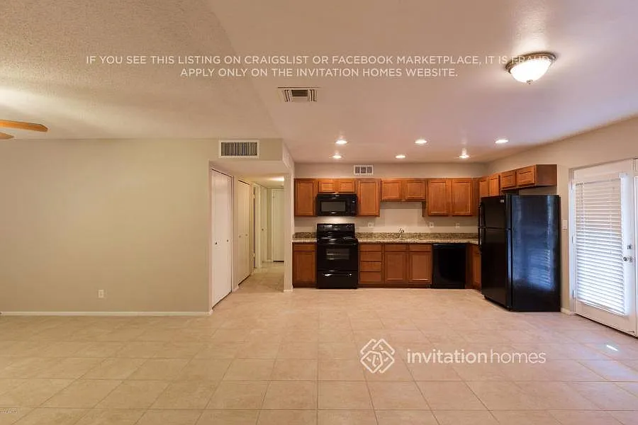 1800 W Mountain View Cir Mesa, AZ 85201 — Photo 4
