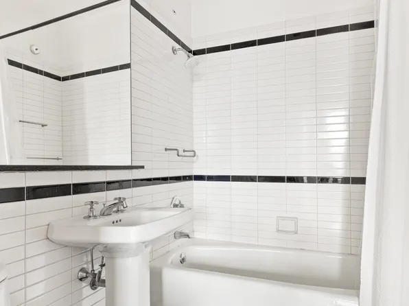 360 East 88th Street image 7 of 7