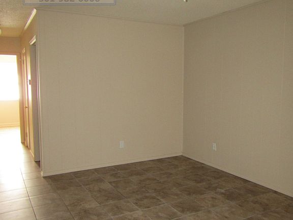 2nd image of 410A Cherrie Ave