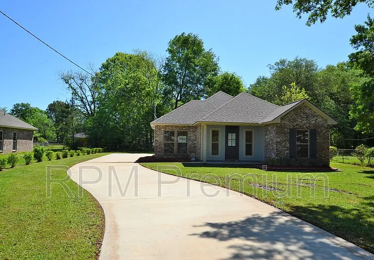 4836 Rollins Rd — Photo 2