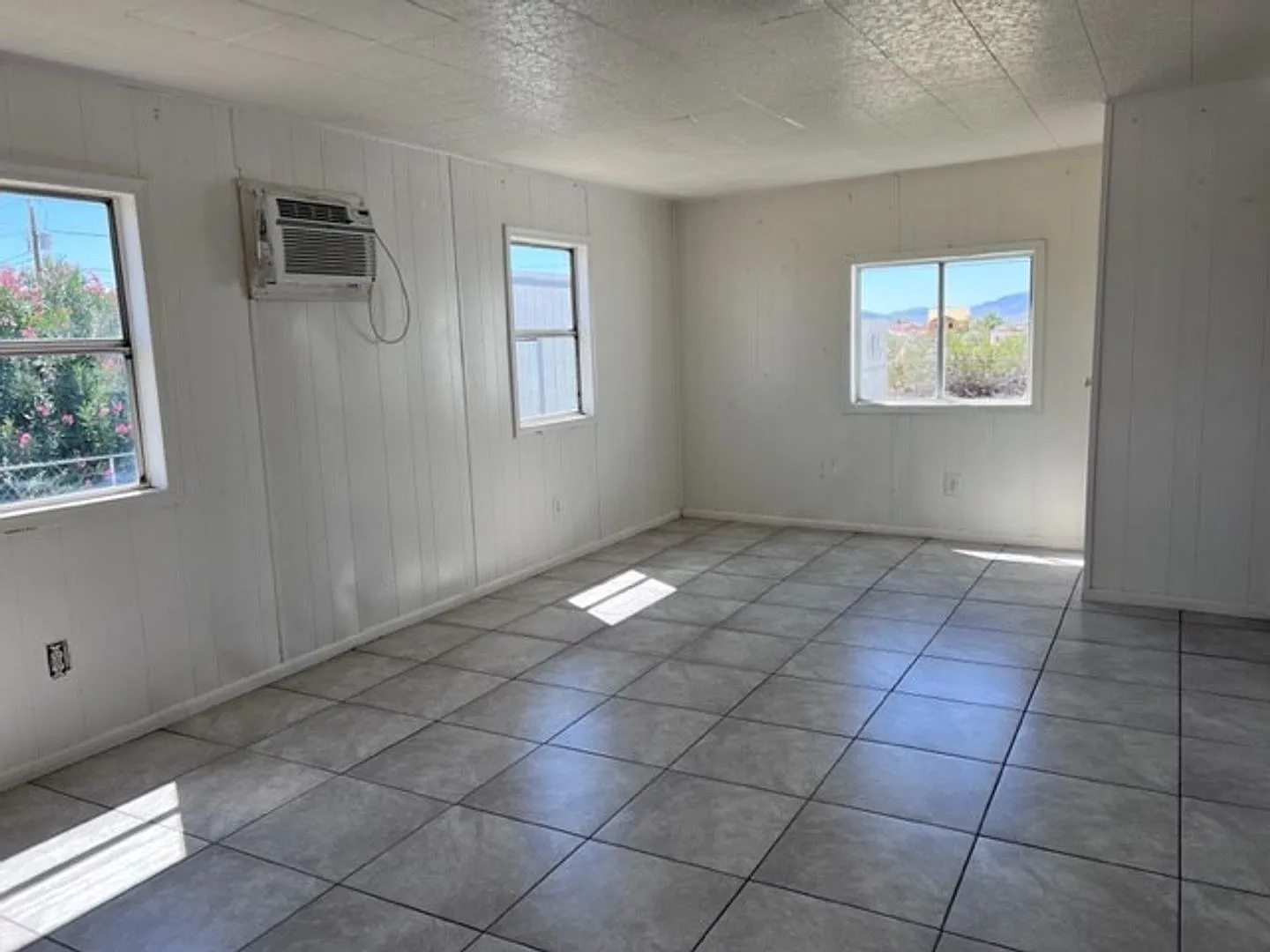 2BR with Bonus room near Rotary Park, Quiet neighborhood — Photo 4
