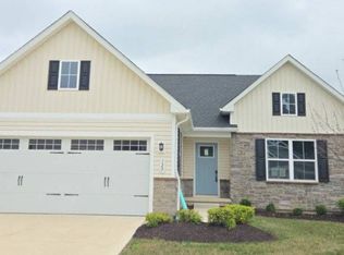 129 Eagle Cir, Amherst, OH 44001