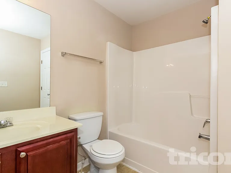 6193 Hemperly Rd — Photo 14