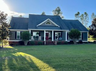 102 Sunflower Ct, Sylvester, GA 31791