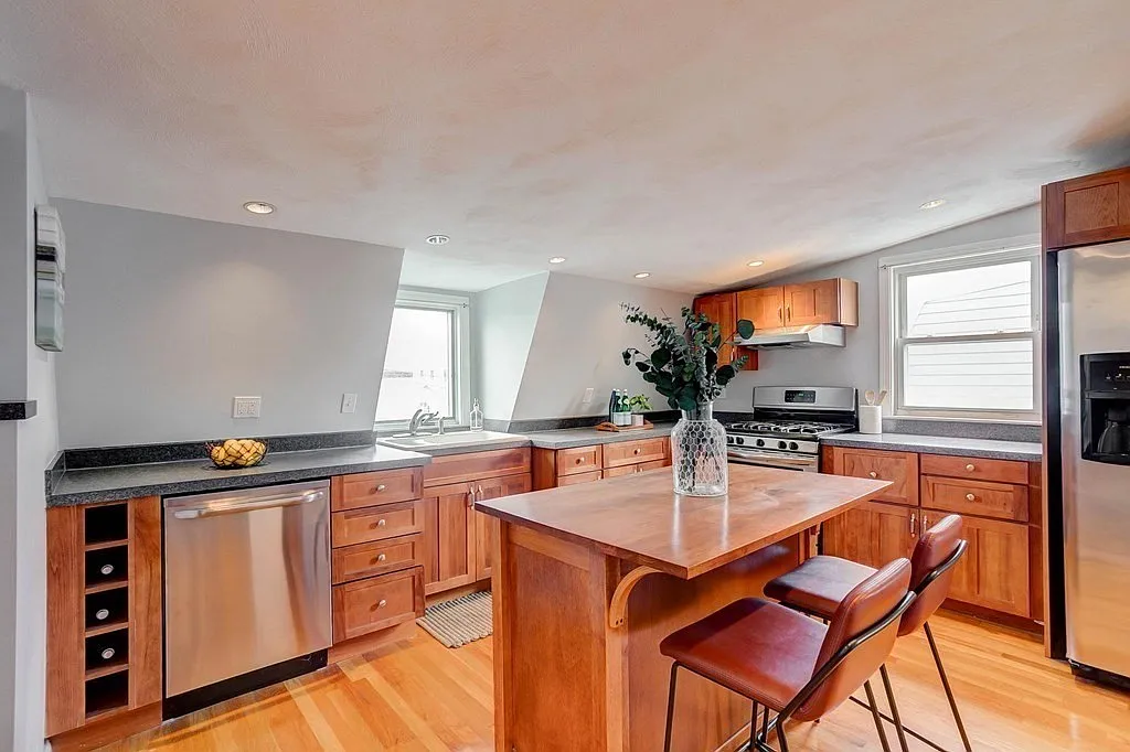 1 bed, 650 sqft, $2,750 — Photo 4