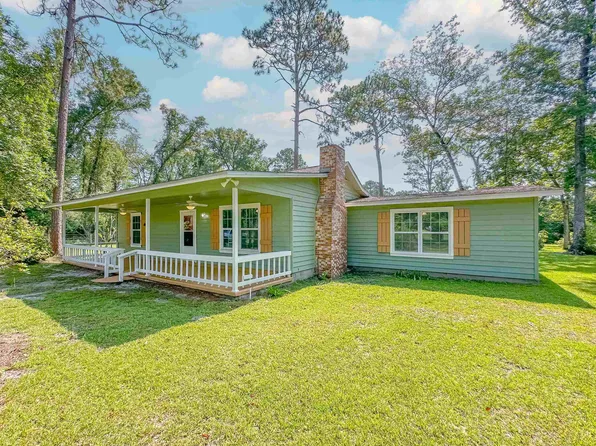 243 Glover Ln, Crawfordville, FL 32327