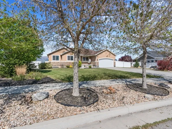 444 S Saddle Rd, Grantsville, UT 84029