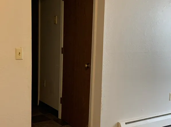 20 Wolf Rd APT C39, Lebanon, NH 03766