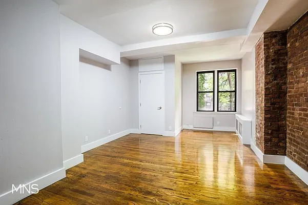 Rented by MNS | media 28