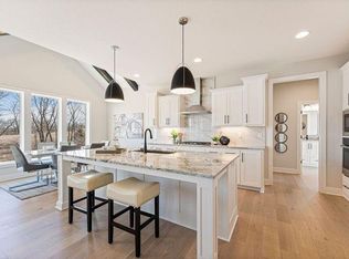 2433 W 177th St, Overland Park, KS 66085