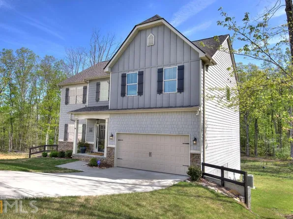 40 Thunder Hawk Ln NE, Rydal, GA 30171