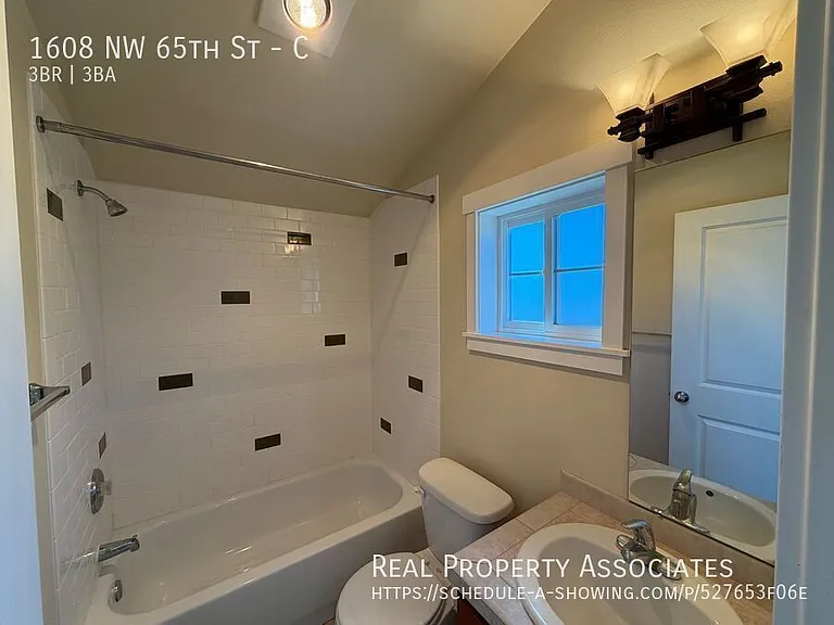1608 NW 65th St #C — Photo 16