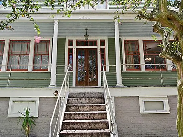 4800 Camp St APT 202, New Orleans, LA 70115