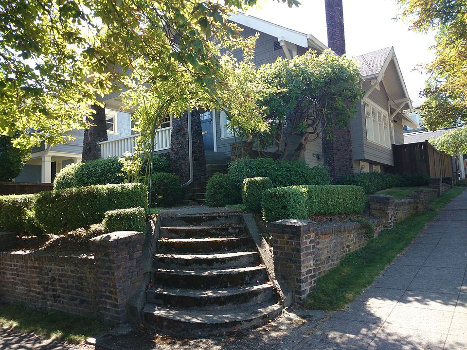 2nd image of 6557 19th Ave NE