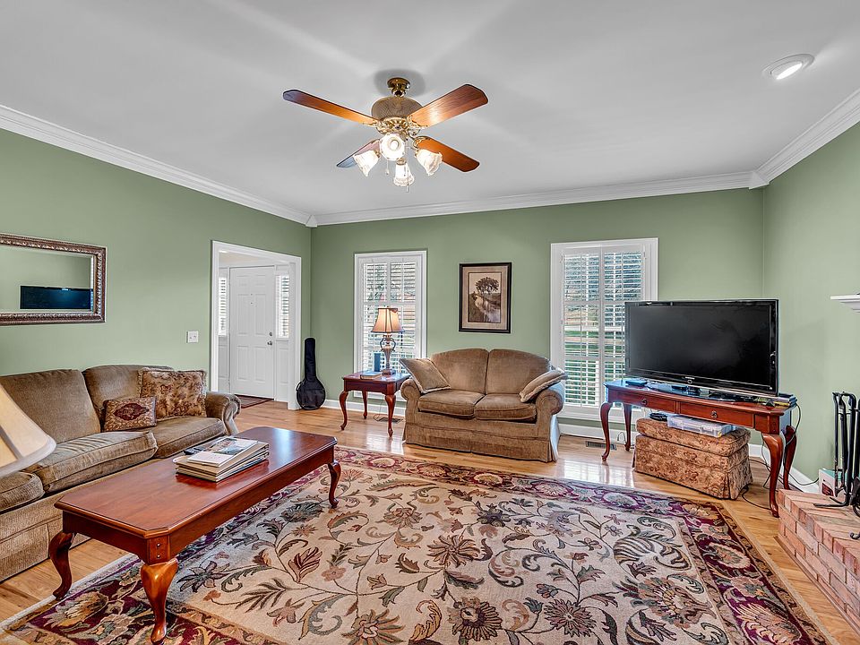 2606 Long Hollow Pike, Hendersonville, TN 37075 Zillow