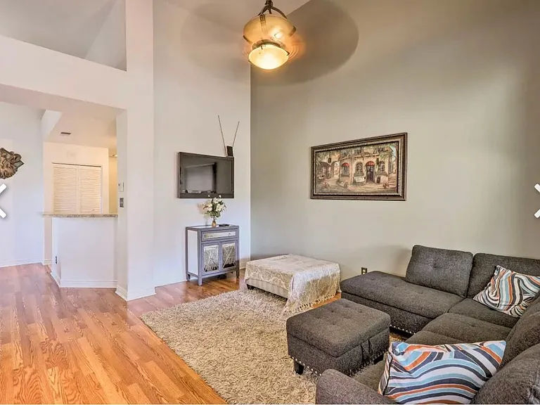 4201 N 20th St #2 — Photo 14