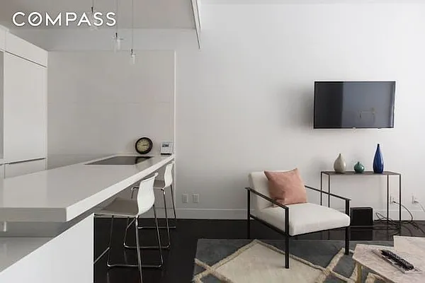 Rented by Compass | media 16