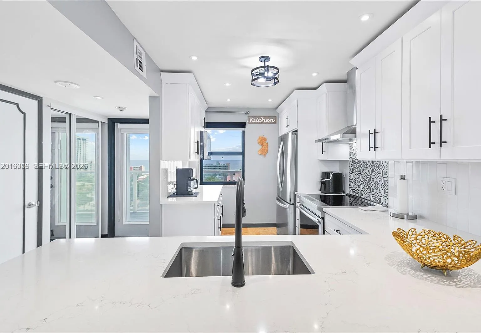 Waterbury Condo — Photo 4