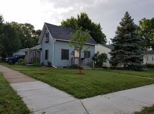 720 N Dakota St, Canton, SD 57013