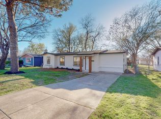 3625 Oakwood St, Fort Worth, TX 76117