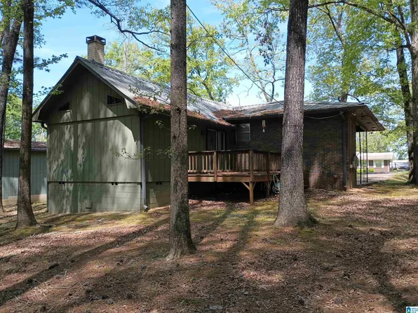 3904 Parkwood Rd, Bessemer, AL 35022