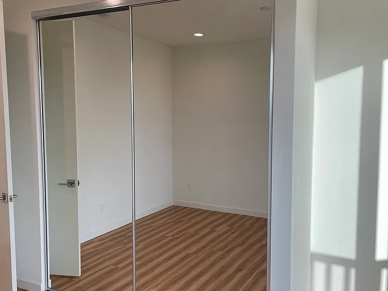 1166 Holly Ave #1 — Photo 21
