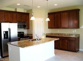 838 Quiet Stone Ln, Orange Park, FL 32065