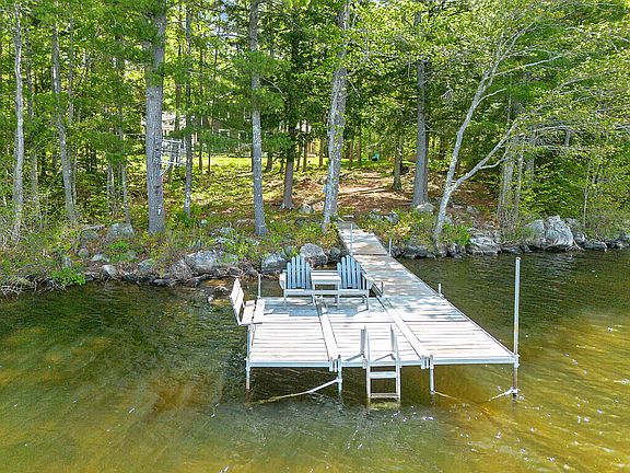 4th image of 282 Pierces Point Road